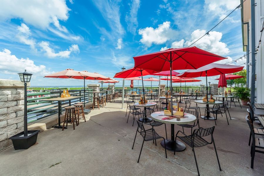 Local Waterfront Dining