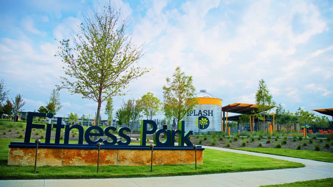 Community amenity available to residents of Union Park in Aubrey (Image 12).