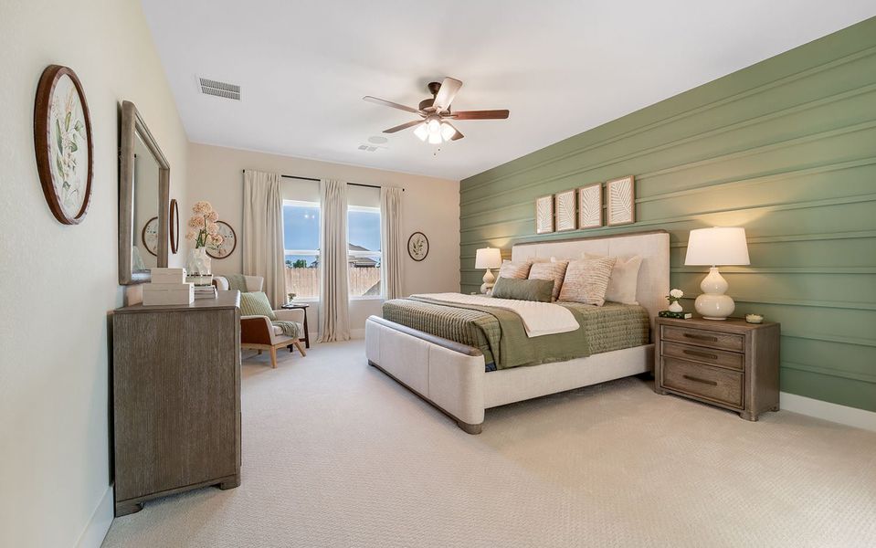 Furnished interior in a model home at Grande Estates in Bertram (Image 27).