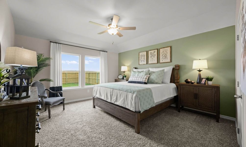 Furnished interior in a model home at David Estates in Portland (Image 27). Furnished interior in a model home at David Estates in Portland (Image 27).