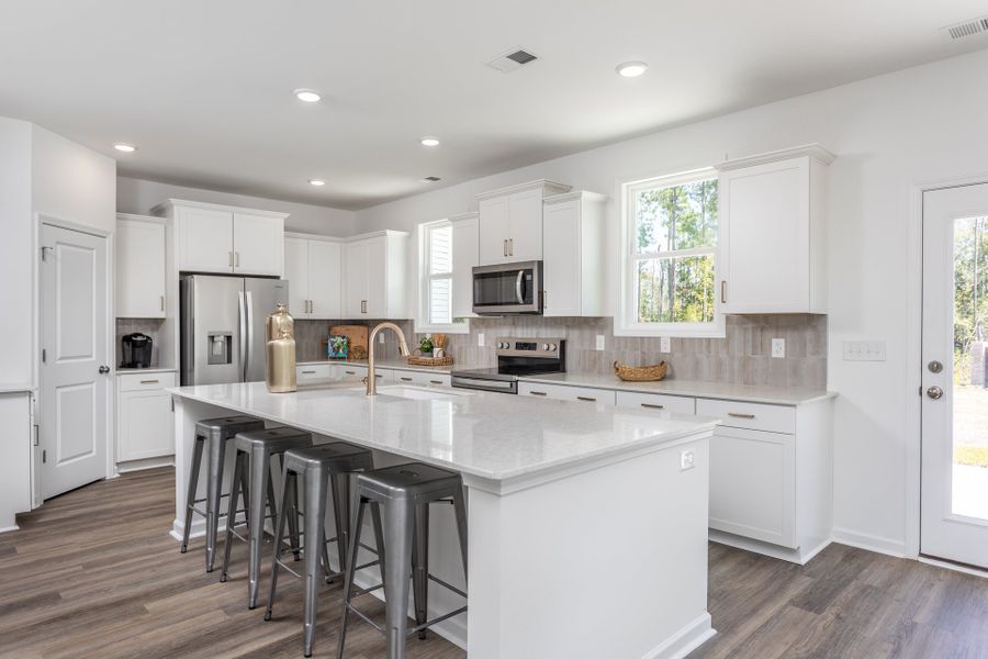 Furnished interior in a model home at Legacy Lakes in Aberdeen (Image 37).