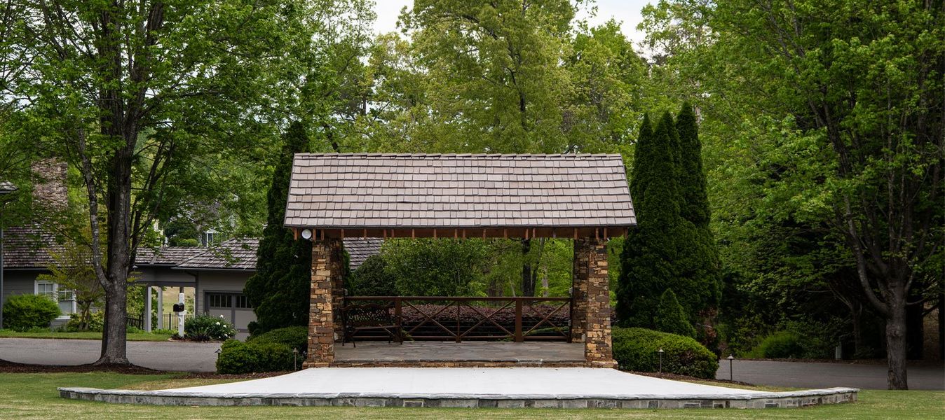 Community amenity available to residents of East Harbor II at Chestatee in Dawsonville (Image 16).