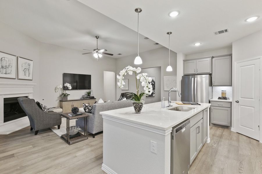 Wildridge 50s Model Plan 1521 Kitchen/Living Room by American Legend Homes Wildridge 50s Model Plan 1521 Kitchen/Living Room by American Legend Homes