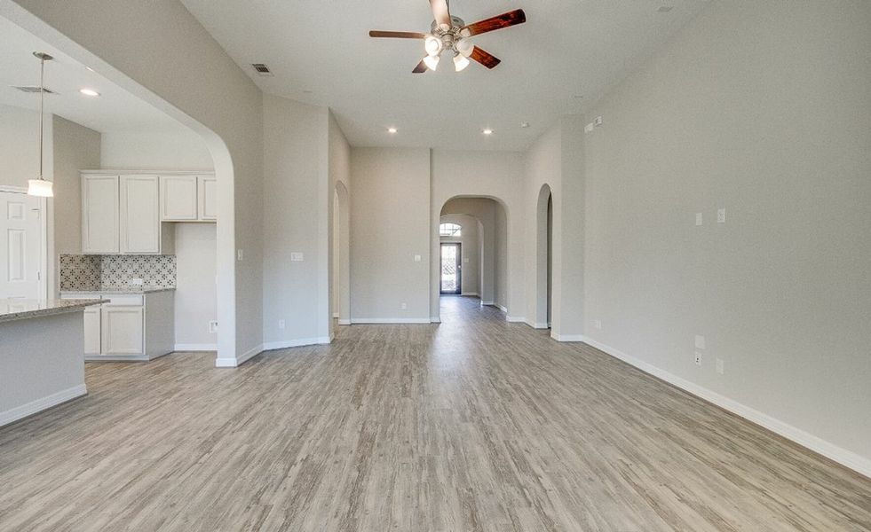 Image 14 of the Lakes of Bella Terra West community in Richmond, TX.