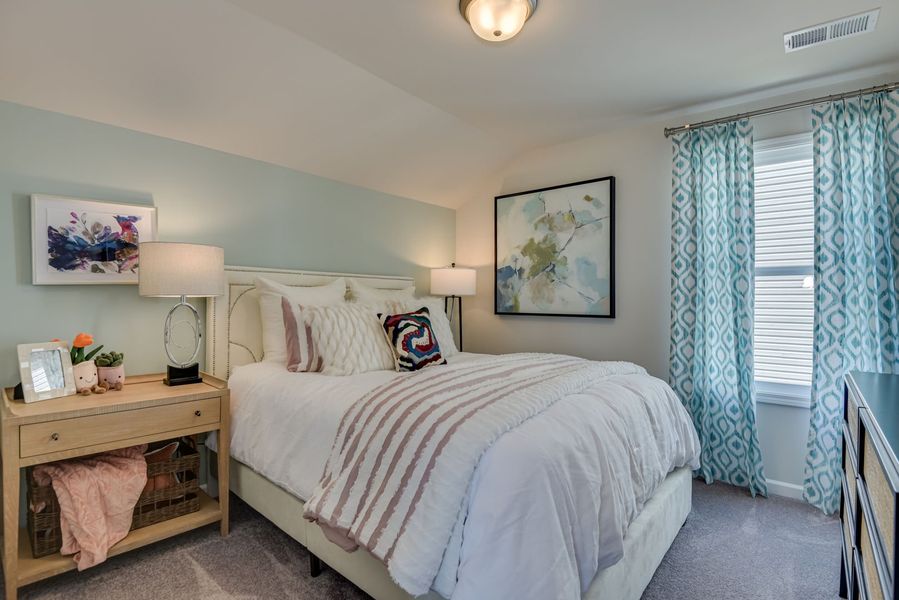 Offering up to 4 Bedrooms Perfect for Your Growing Family or Hosting Loved Ones Offering up to 4 Bedrooms Perfect for Your Growing Family or Hosting Loved Ones