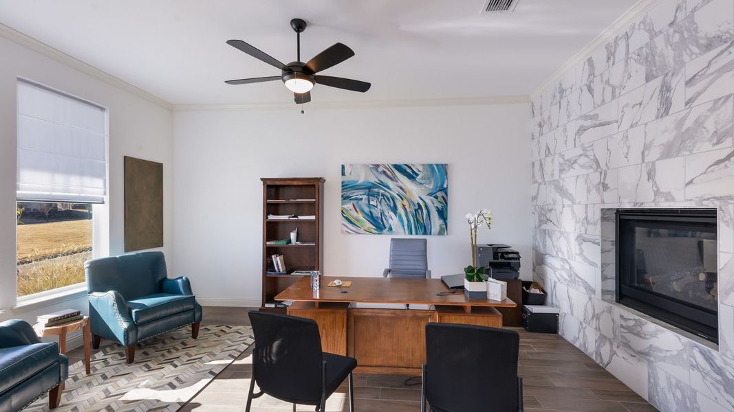 Image 7 of the Capella Park community in Dallas, TX.