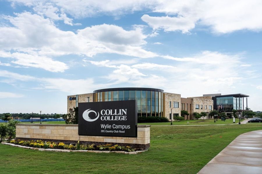 Minutes away from Collin College - Wylie Campus Minutes away from Collin College - Wylie Campus