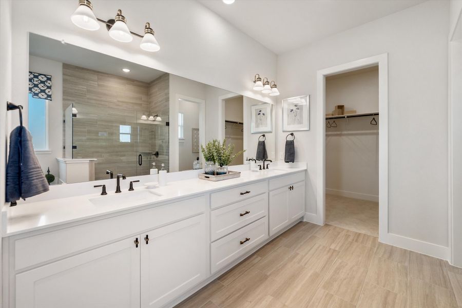 Furnished interior in a model home at Creekview Addition in Van Alstyne (Image 32). Furnished interior in a model home at Creekview Addition in Van Alstyne (Image 32).