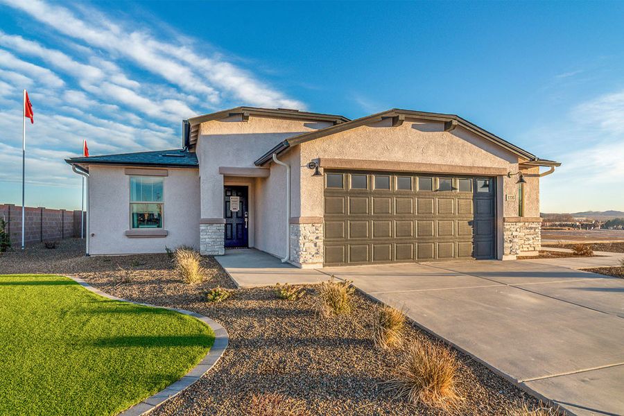 Front exterior of a home in the Perkinsville community, located in Chino Valley, AZ (Image 6). Front exterior of a home in the Perkinsville community, located in Chino Valley, AZ (Image 6).
