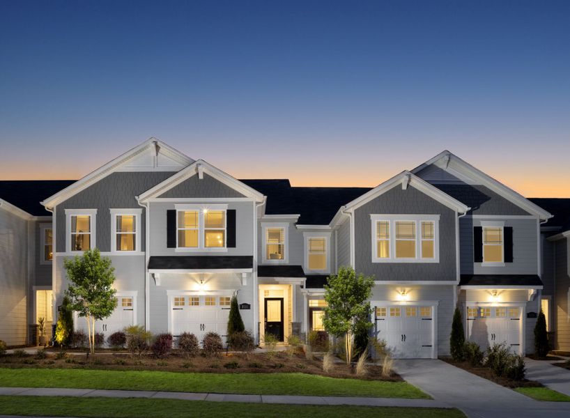 Front exterior of a home in the Arbor Chase community, located in Clover, SC (Image 14). Front exterior of a home in the Arbor Chase community, located in Clover, SC (Image 14).