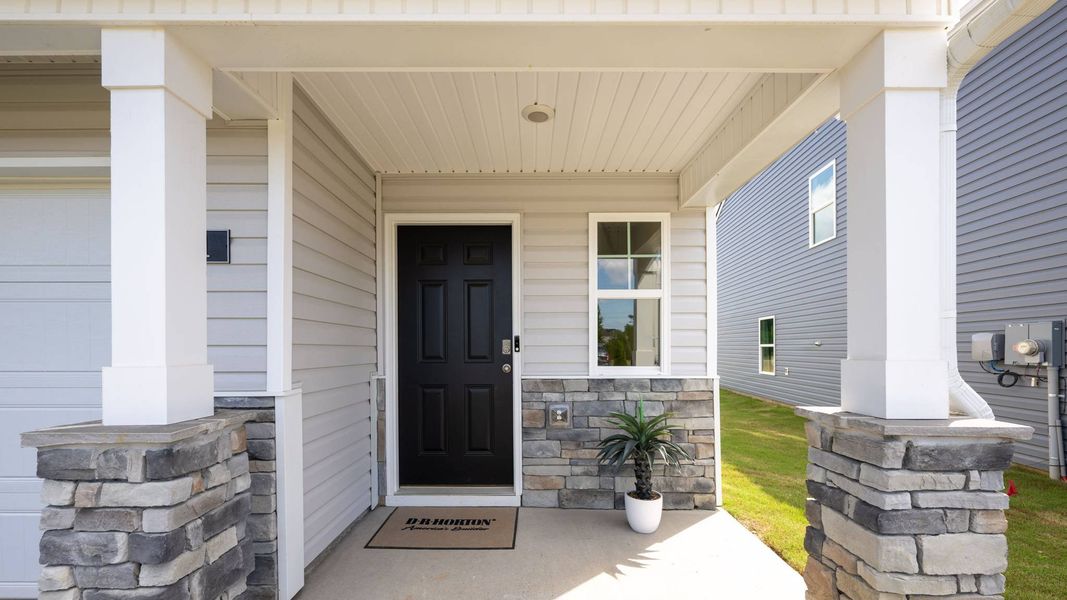 Exterior details of a home in Hawk's Ridge, Rossville (Image 3).