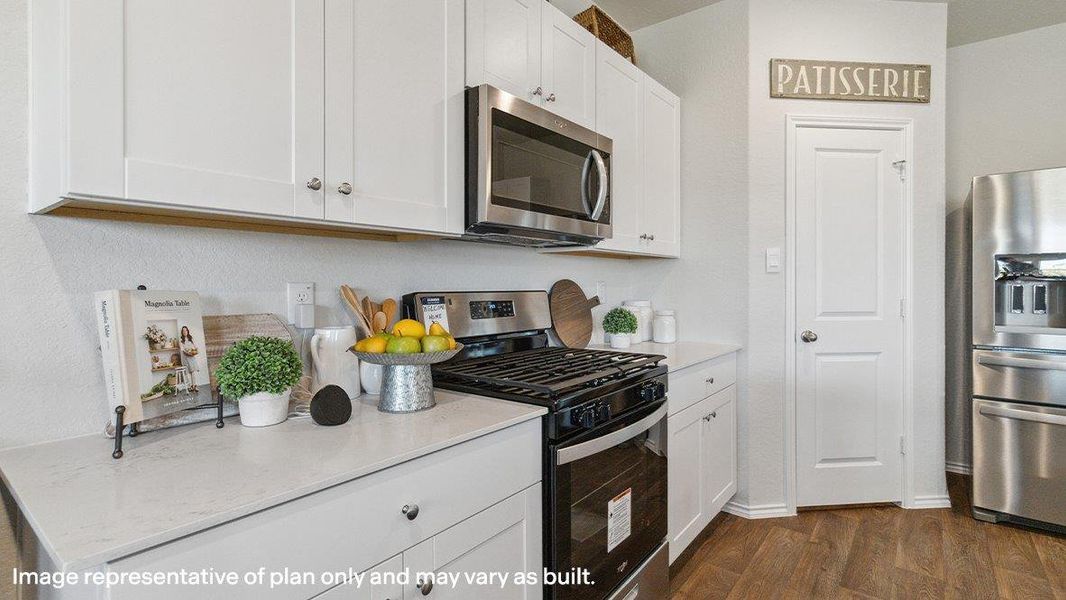 Furnished interior in a model home at Seneca Trails in Leon Valley (Image 14).