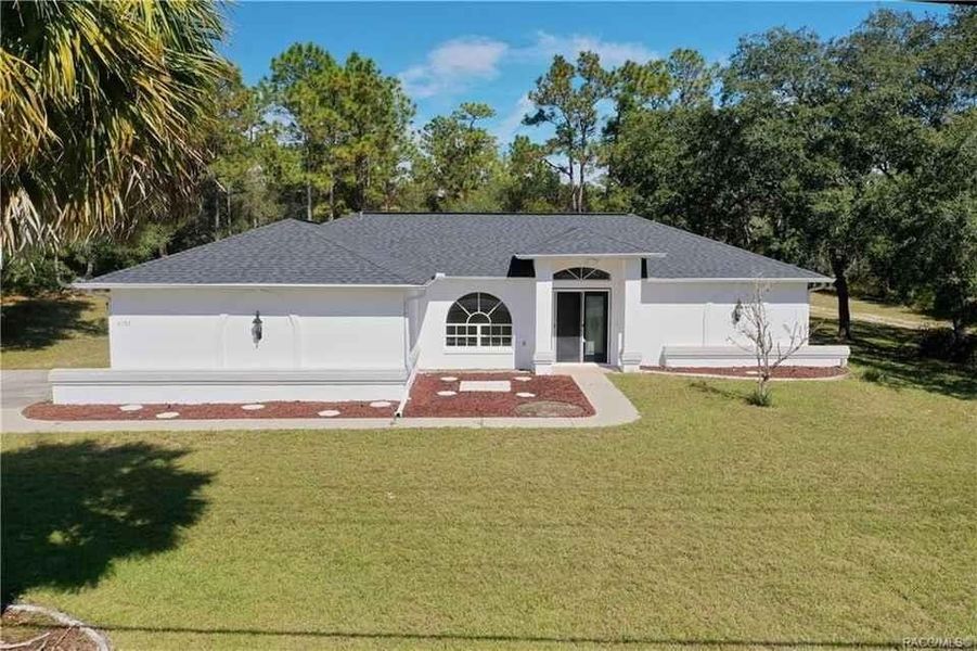 A showcase of a new construction home by Royal Coachman Homes, highlighting their design and quality (Image 4).