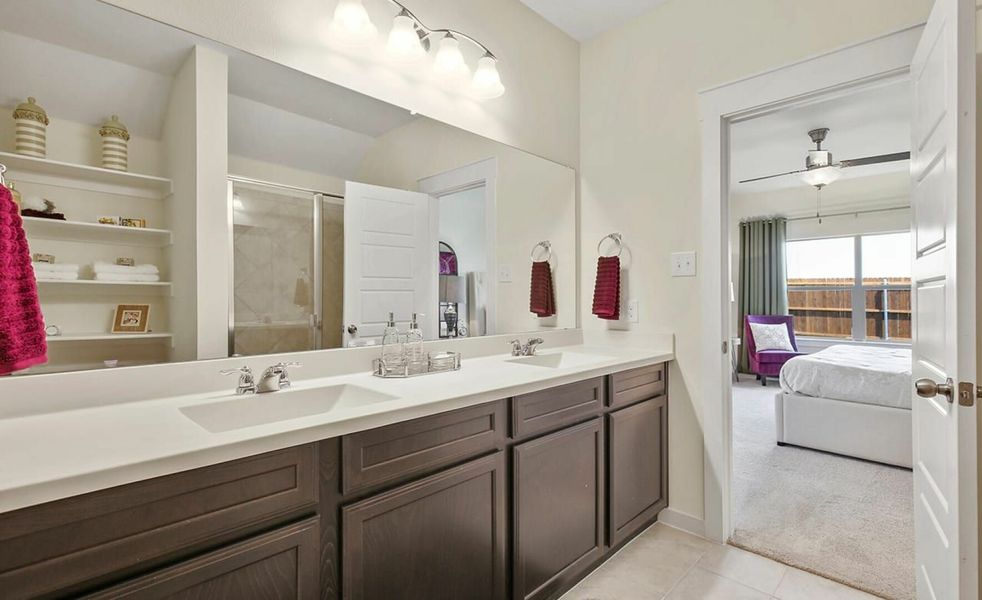 Image 9 of the Villages of Charleston community in Glenn Heights, TX.