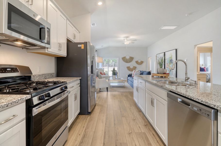 Brunswick | Kitchen