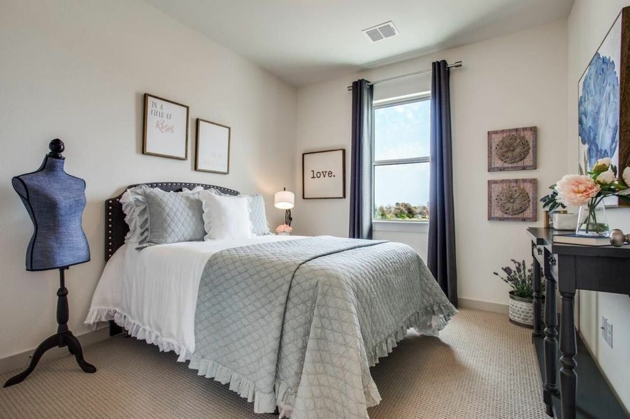 Image 9 of the Iron Horse Commons community in North Richland Hills, TX.