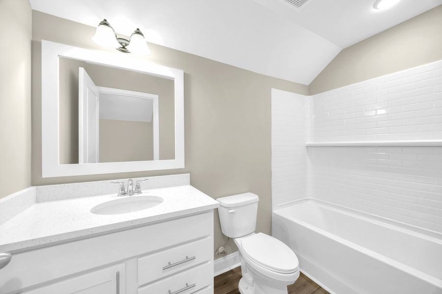 Glenwood II - Bathroom Glenwood II - Bathroom