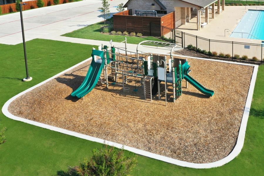 Image 68 of the Arrowbrooke 60s community in Aubrey, TX.