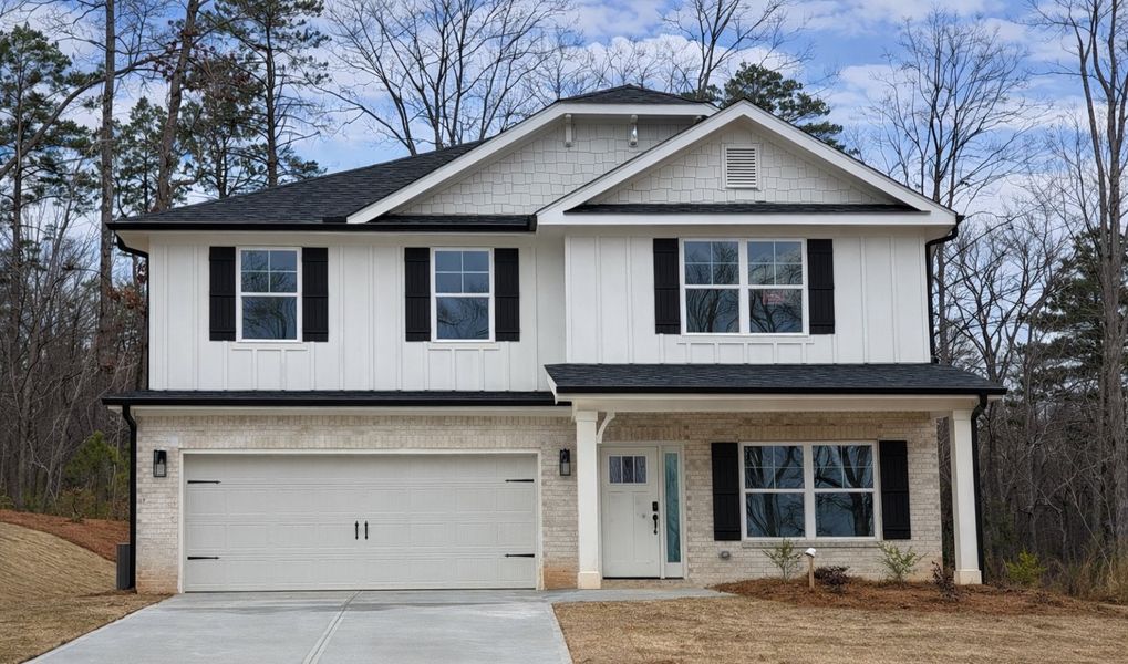 Front exterior of a home in the Thunder Ridge community, located in Dawsonville, GA (Image 12).