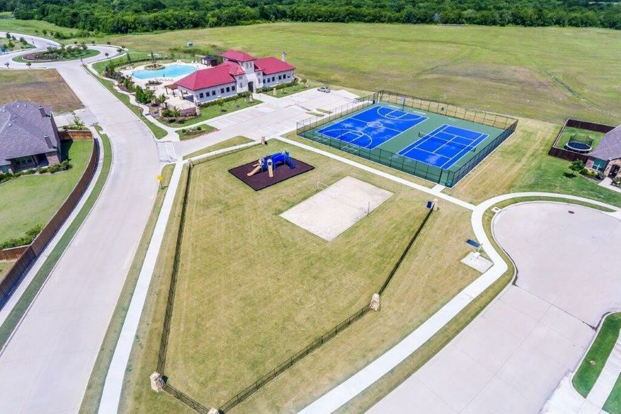 Image 5 of the Sonoma Verde 80’s community in Rockwall, TX. Image 5 of the Sonoma Verde 80’s community in Rockwall, TX.