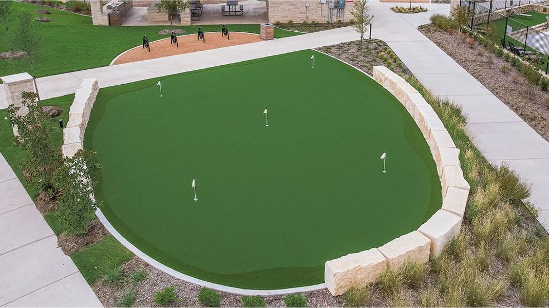 Solterra Amenity Putting Green Aerial 3of4
