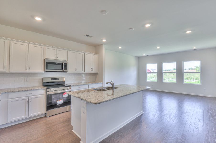 *Finishes may vary per home. *Finishes may vary per home.