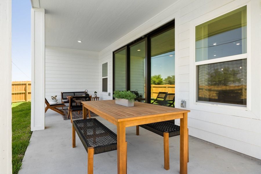 Exterior details of a home in Alberta Heights, Edinburg (Image 36).