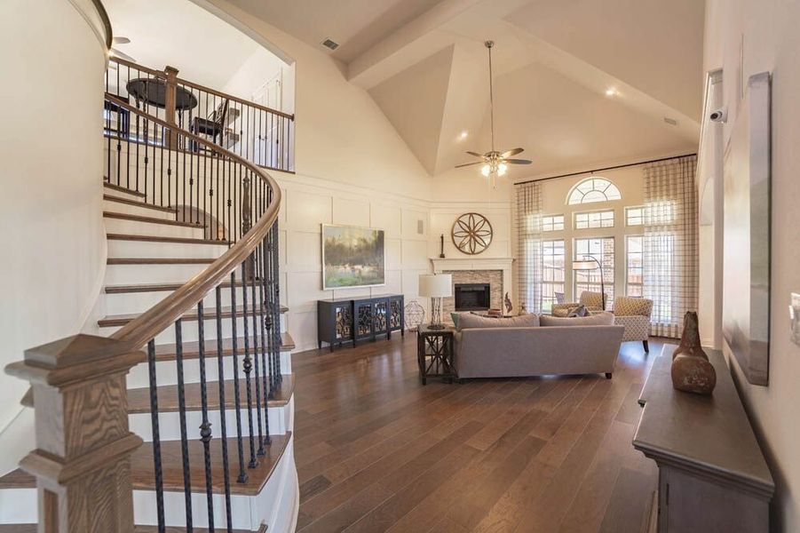 Image 6 of the Hickory Creek community in Red Oak, TX.