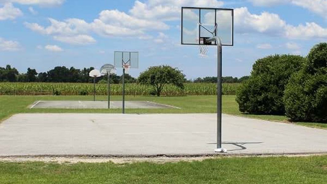 Image 31 of the Driftwood community in Richlands, NC.