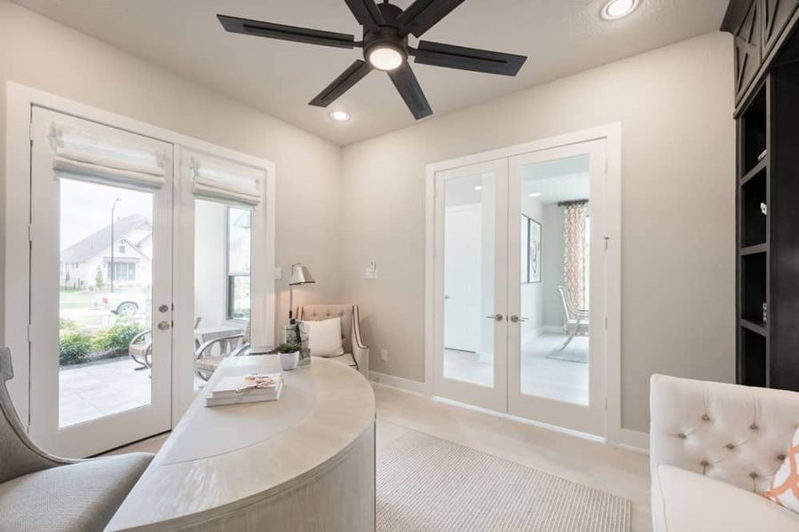 Image 55 of the LakeHouse 60 community in Katy, TX.