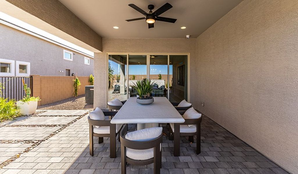 Exterior details of a home in Retreat at White Tank Foothills, Waddell (Image 3).