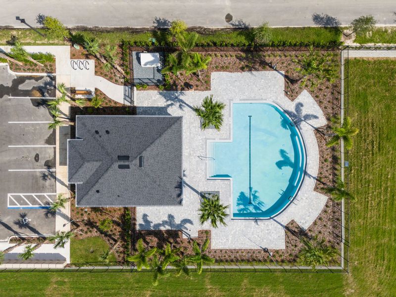 Front exterior of a home in the Gardenia Reserve community, located in Apopka, FL (Image 19).