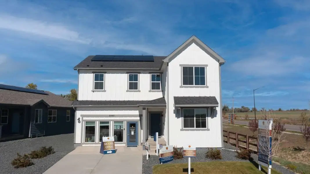 Country Club Reserve New Homes in Fort Collins, CO.  - Slide 2