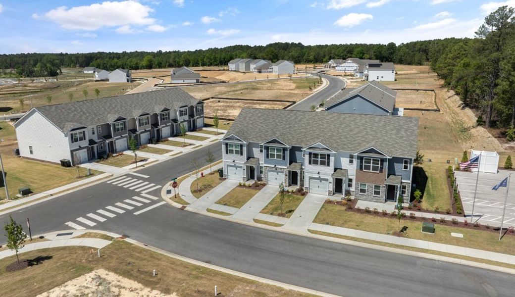 Aerial view of the The Townes at Martin Farms community in Aberdeen, NC, showing layout and nearby surroundings (Image 10).
