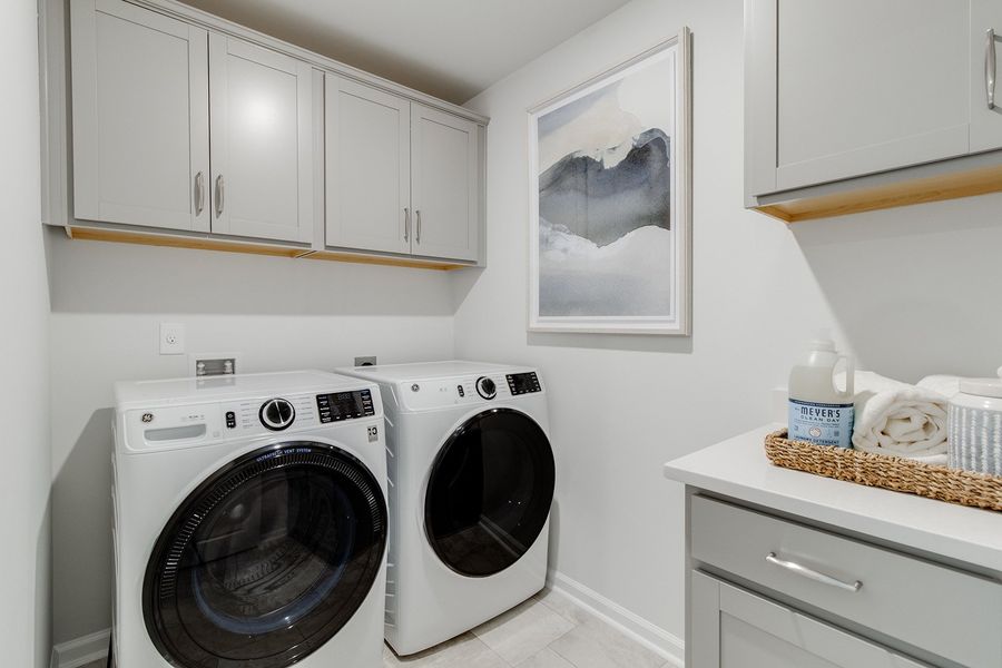 Lancaster | Laundry Room