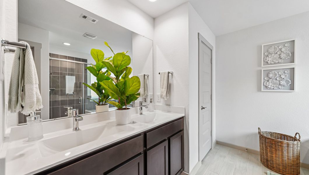 Image 33 of the Lago Mar community in Texas City, TX.