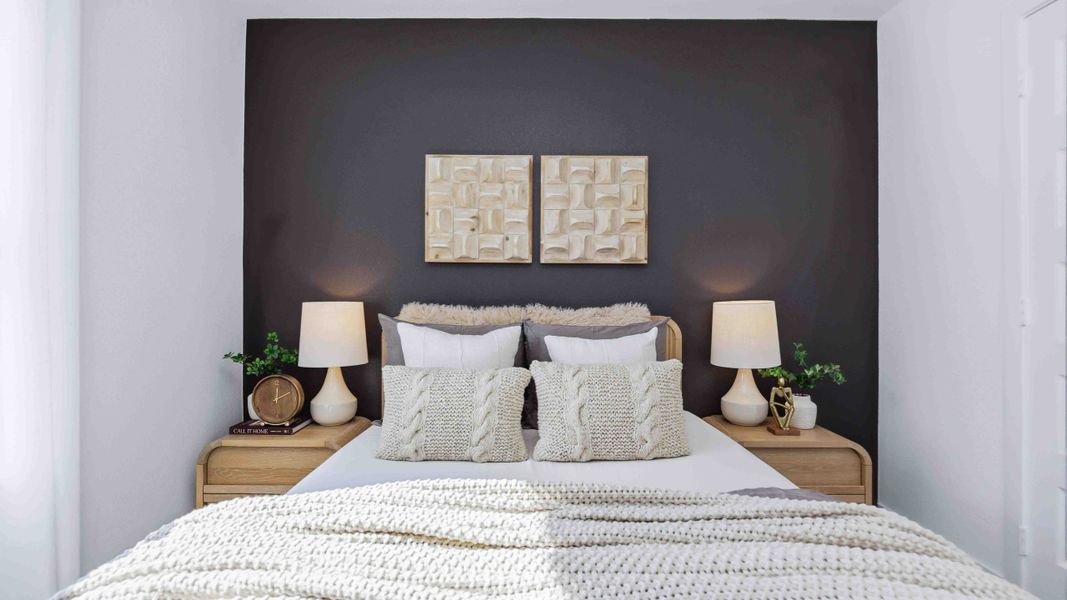 Furnished interior in a model home at Highland Court in Houston (Image 21). Furnished interior in a model home at Highland Court in Houston (Image 21).