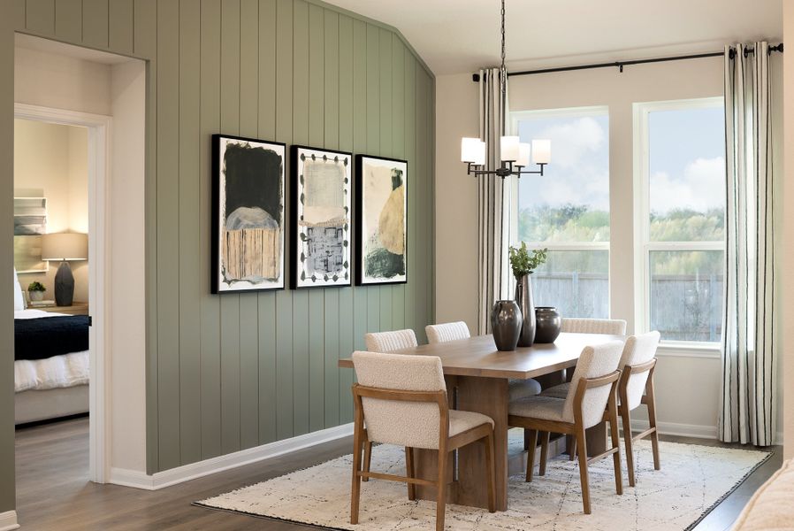 Furnished interior in a model home at Legacy Hills in Rio Medina (Image 5).