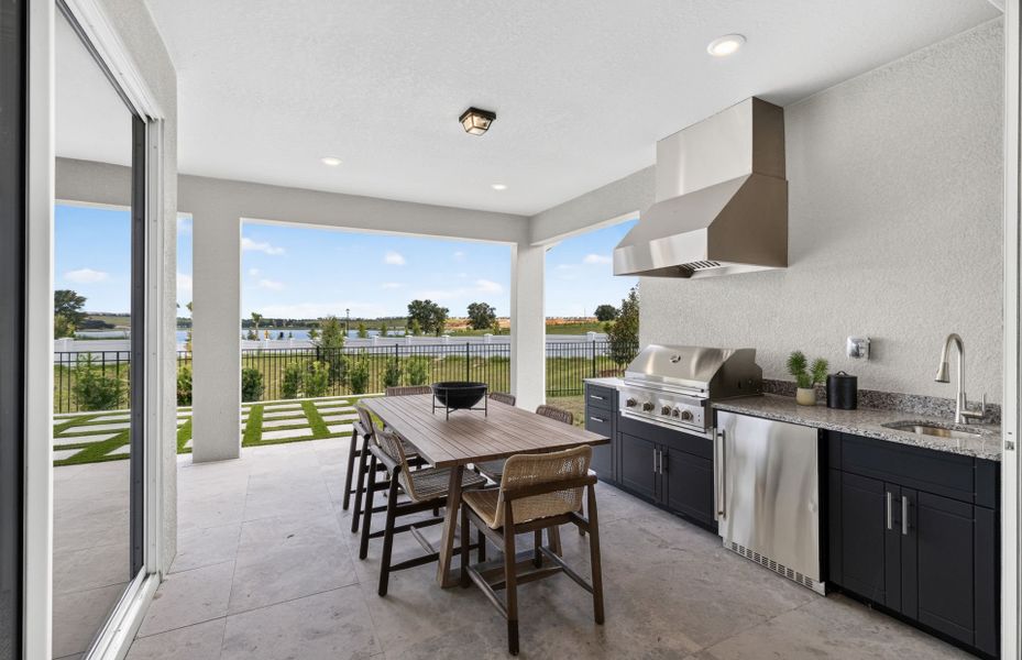 Outdoor Kitchen