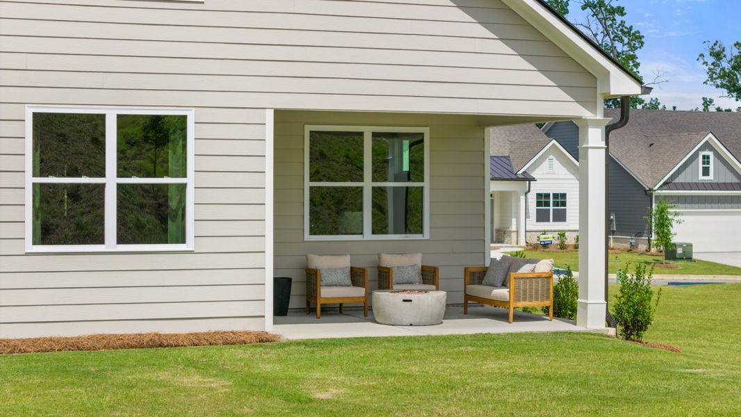 Exterior details of a home in Hamptons at Riverwood North, Dallas (Image 8).