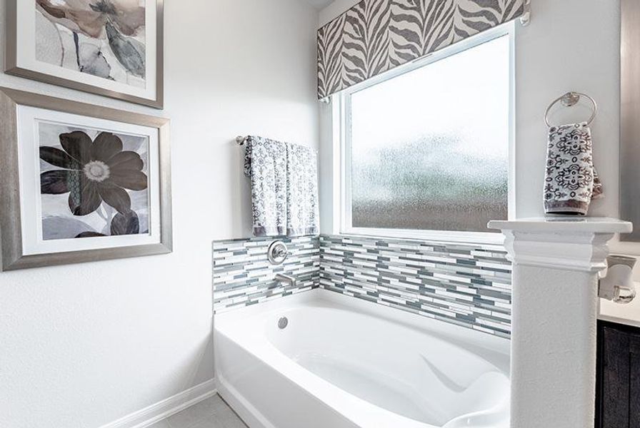 Image 16 of the Lynnwood community in Baytown, TX.