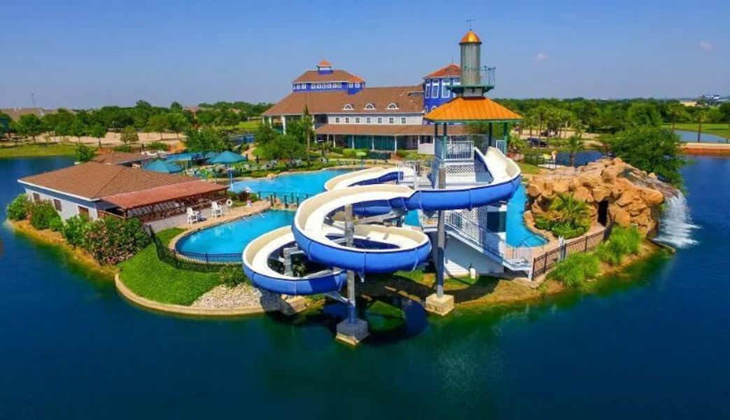 Image 4 of the Savannah - Oglethorpe Village community in Aubrey, TX.