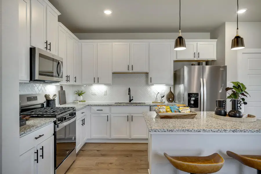 Fairway Crossing Model - Ellis