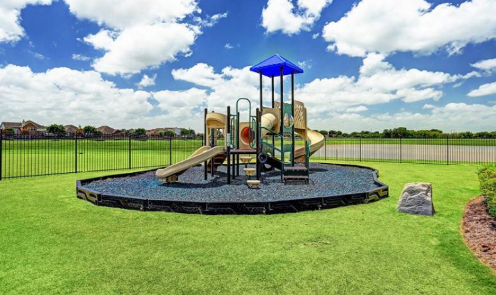 Image 17 of the Providence at Kingdom Heights community in Rosenberg, TX.
