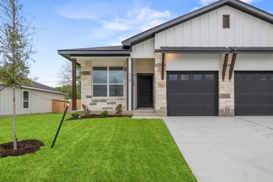 Front exterior of a home in the College Park community, located in Troy, TX (Image 5).