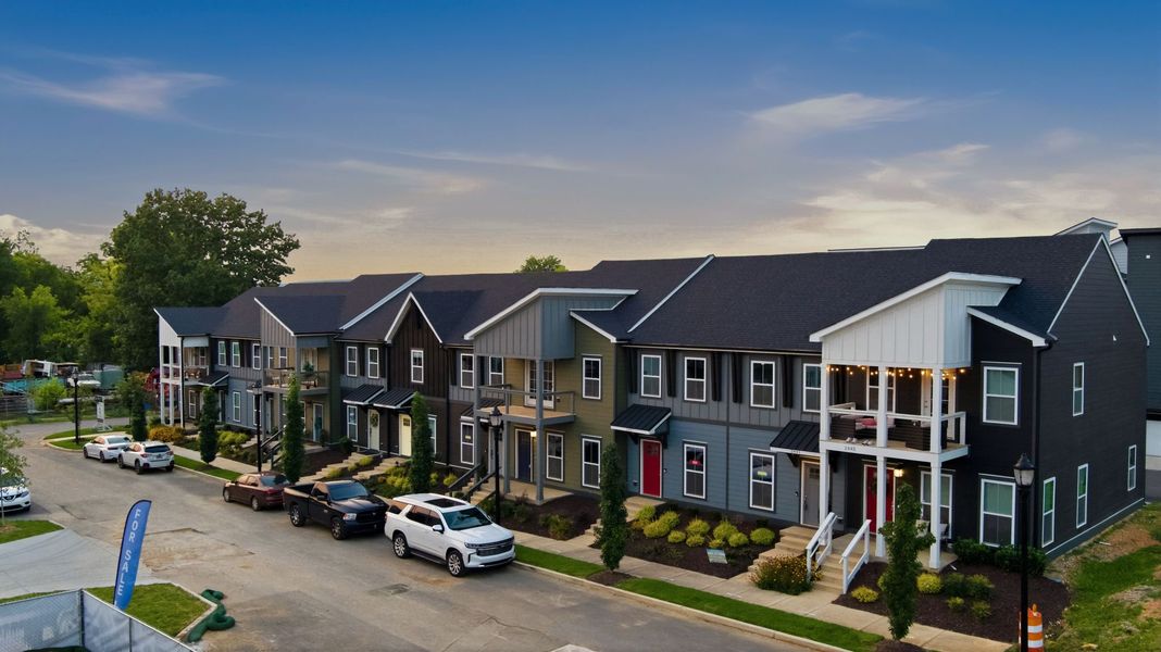 Experience Evening Living at The Parks of Mill Town in Chattanooga Experience Evening Living at The Parks of Mill Town in Chattanooga