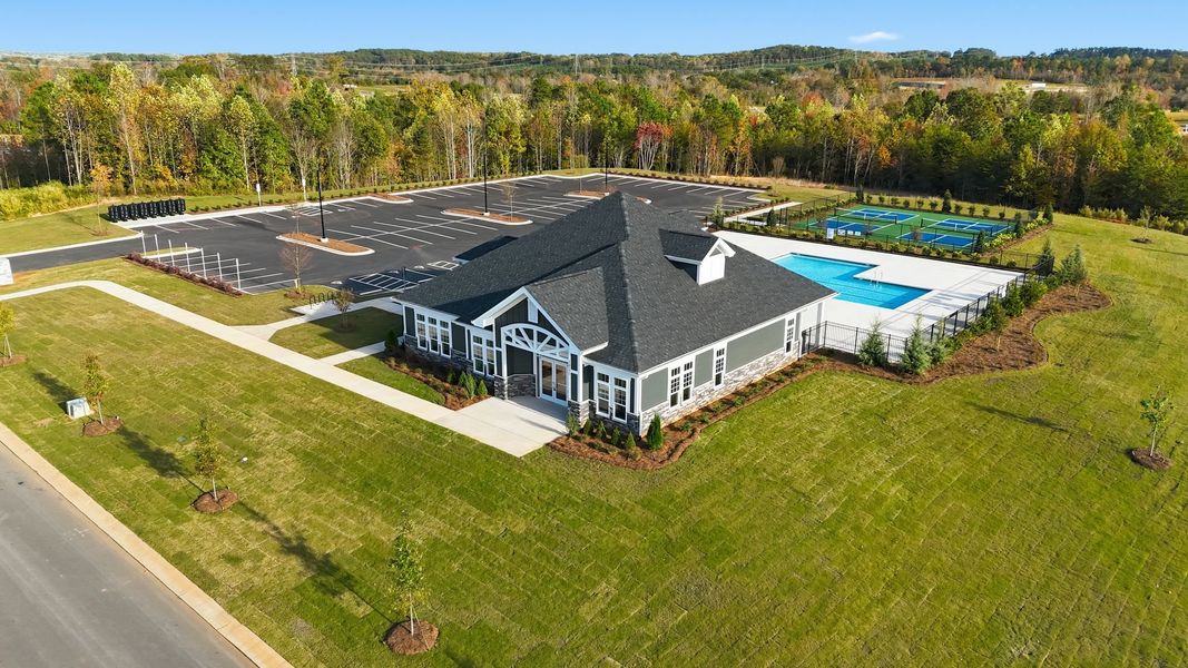 On-site Amenities, including a pool, pickleball and a clubhouse