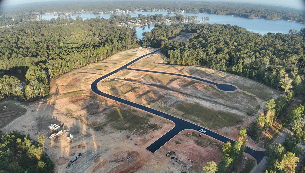 Image 27 of the Shell Pointe community in Gilbert, SC.