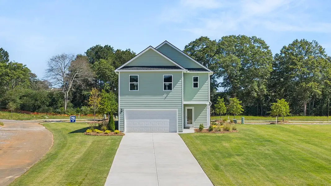 Front exterior of a home in the Brookland Commons community, located in Monroe, GA (Image 3).
