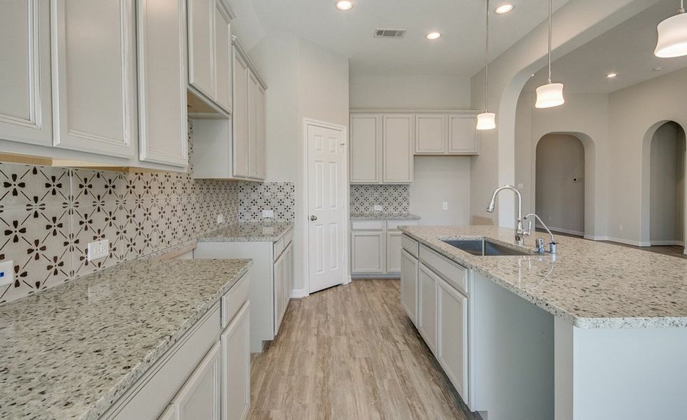 Image 13 of the Lakes of Bella Terra West community in Richmond, TX.